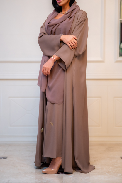 AW23-A10